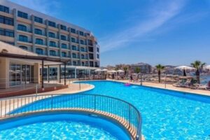 Doubletree By Hilton Malta (Ex. Dolmen Resort)